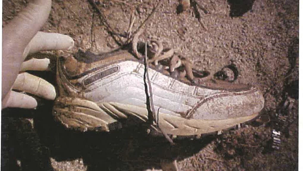 A shoe found on the body of a Latino woman in the mountains west of Ocotillo, CA on Aug. 22, 2003. Photo from Jane Doe Case #03-152.